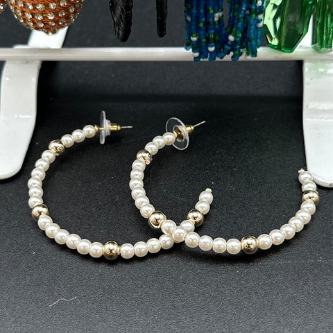 Fashion Jewelry Lot 18 Pair Earrings Hoops Studs Chandelier Beaded Rhinestone