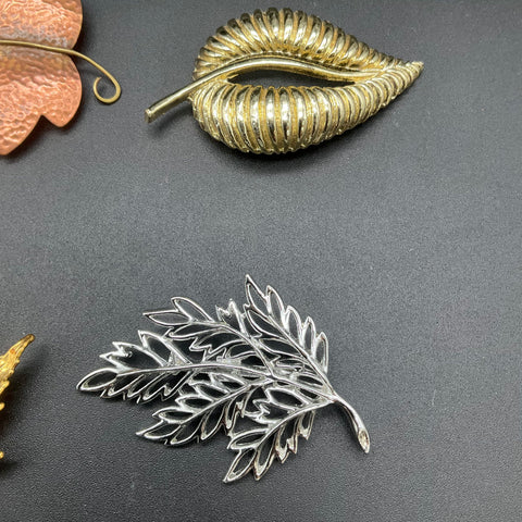 Vintage to Modern Costume Jewelry Lot 7 Leaf Brooches Pins Gold Silver Tone