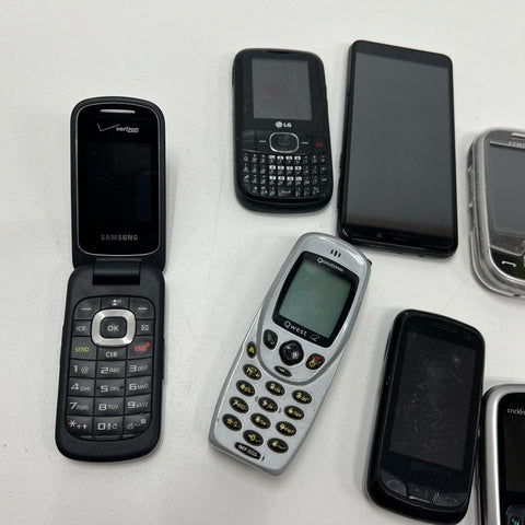 Samsung LG Motorola Vintage Y2K Cell Phone Smartphone Feature Phone Lot of 11