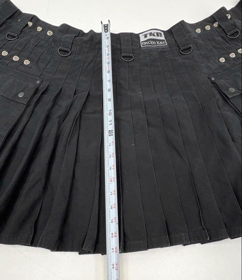 The Kilted Nation Men's Black Utility Cargo Kilt D-Rings Pleated Sz 40
