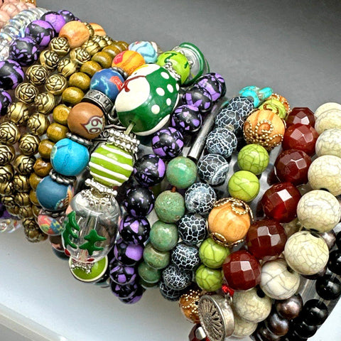 Mixed Costume Jewelry Lot 40+ Bracelets Beaded Leather Bangles Vintage to Modern