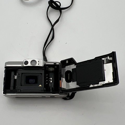 Vintage Canon Prima Super 120 35mm Point & Shoot Film Camera 38-120mm AiAF