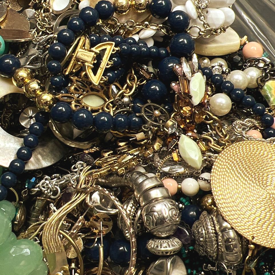5 Lbs Costume Jewelry Grab Bag