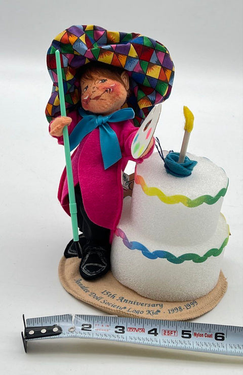 Annalee Dolls 15th Anniversary Doll Society Logo Kid Artist With Cake 1998-1999