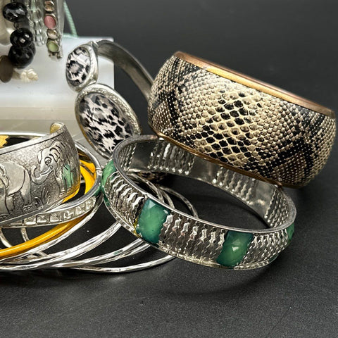 Mixed Fashion Costume Jewelry Lot Bracelets Beaded Cuff Bangle Boho Animal Print