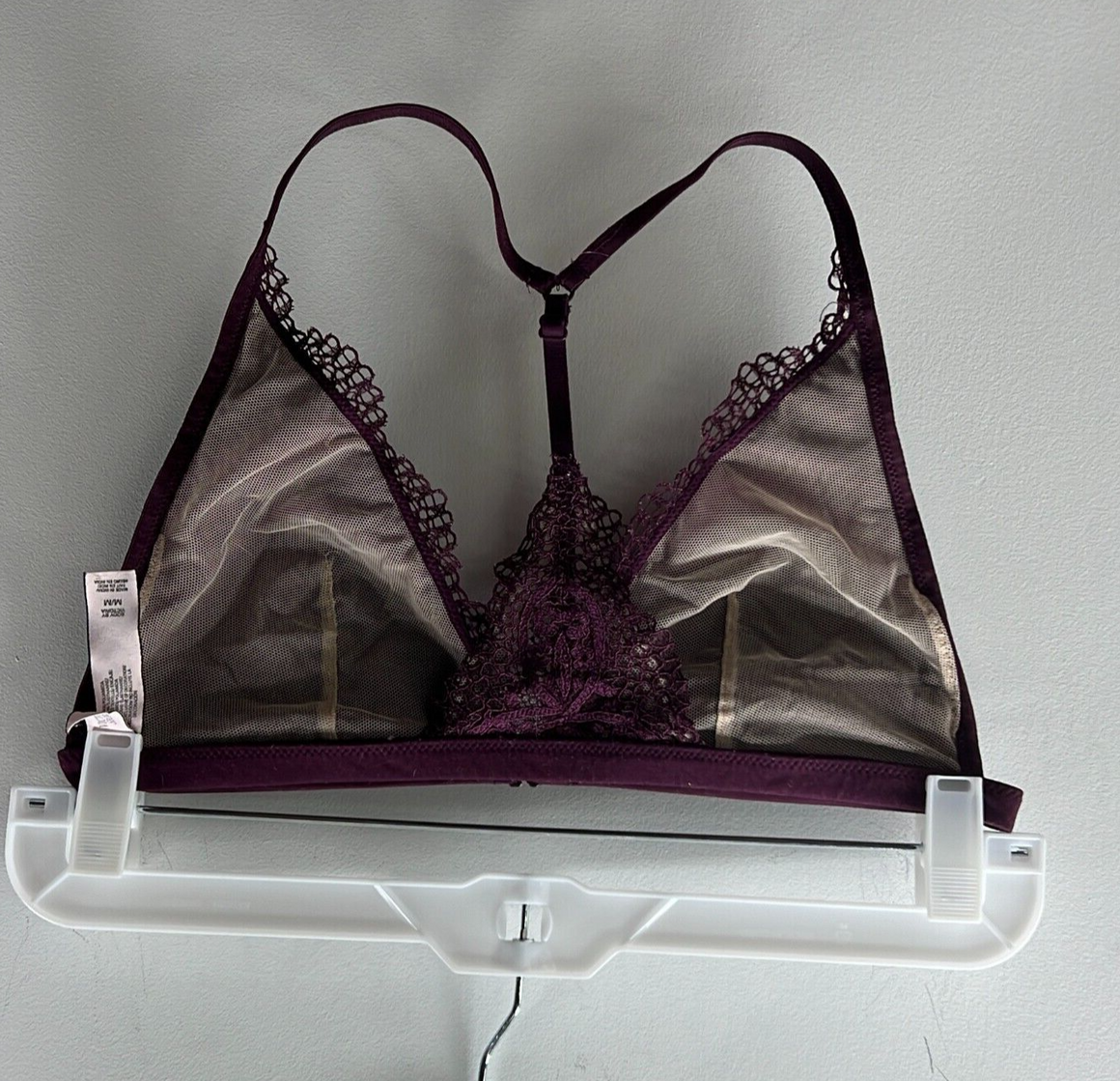 Victoria's Secret Women's Purple Stretch V-Neck Front Closure Bralette –  Shop Thrift World