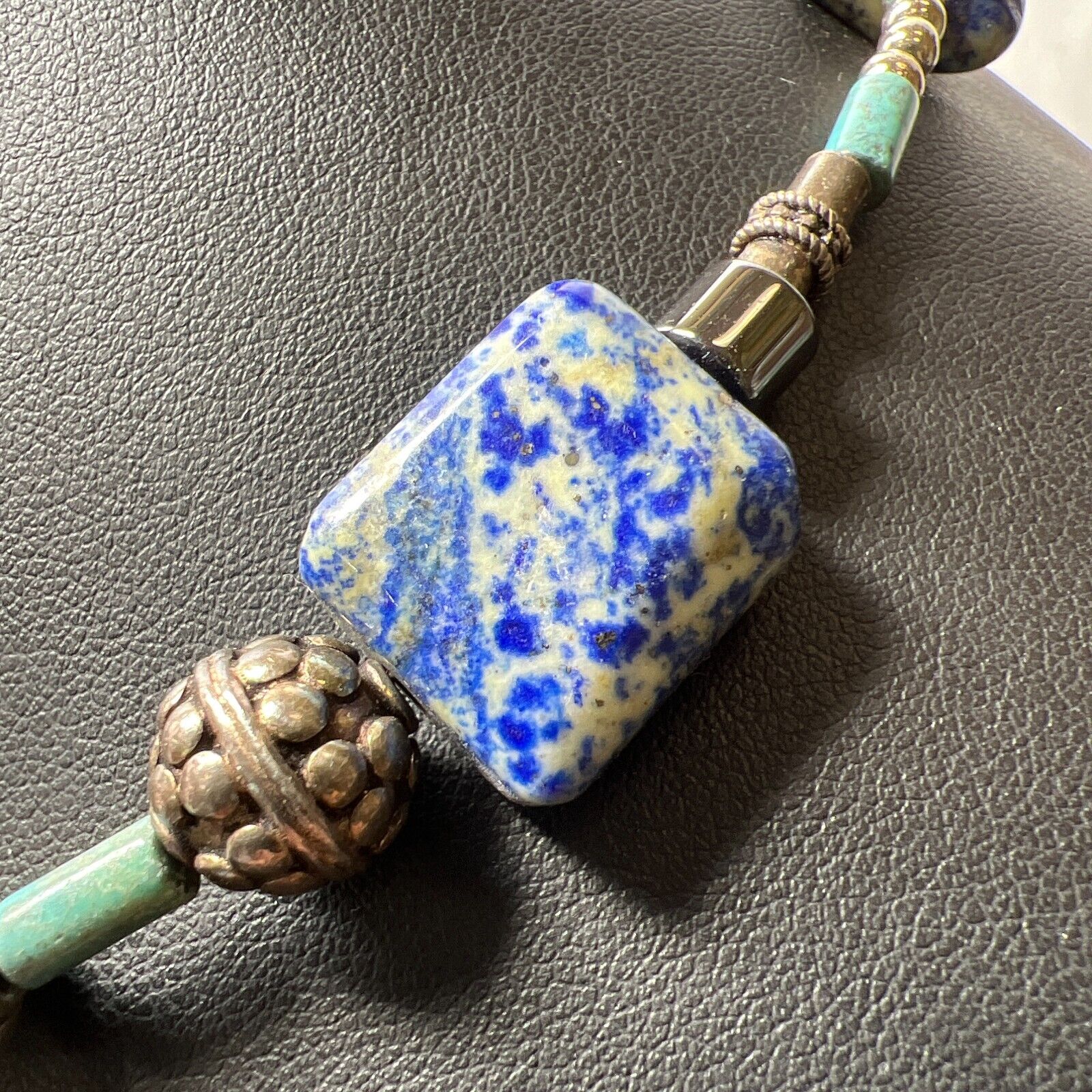 Blue Multicolor Stones Beaded Necklace
