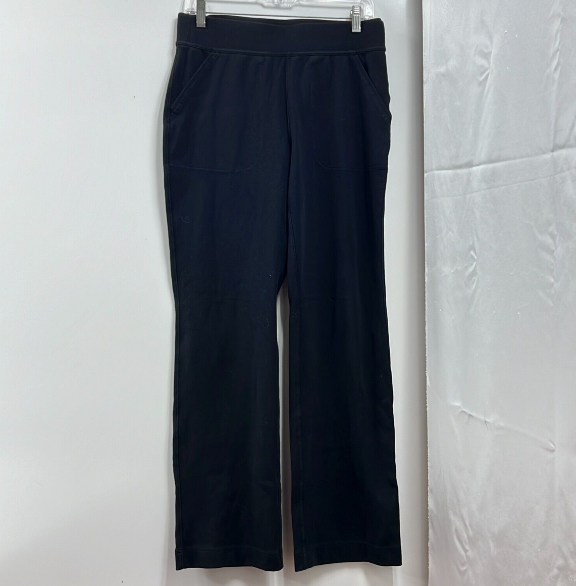 Duluth Trading Co Women's Black Flat Front Stretch Activewear Pants Si –  Shop Thrift World